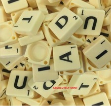 2 X 100  PLASTIC SCRABBLE TILES LETTERS FOR ART & CRAFTS SCRAPBOOK SCRABBLES UK