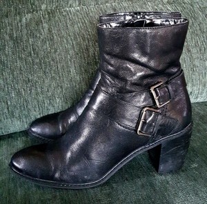anne klein black ankle boots