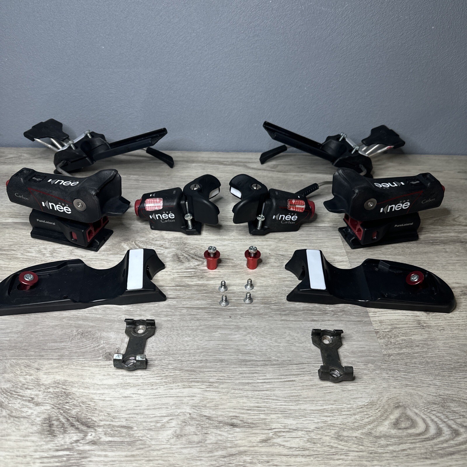 KneeBinding CARBON 12 KB12C ski bindings with Pure Lateral KNEE Binding