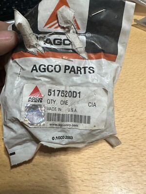 AGCO Parts Halter 517520D1 original neu