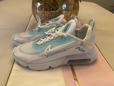 Size 8.5 - Nike Air Max 2090 Aurora Green 2020