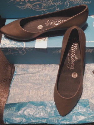 ZAPATOS SALÓN COLOR GRIS. T-38.TACÓN BAJO. MARCA MUSTANG. NUEVOS | eBay