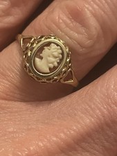 9ct Gold Cameo Ring Size P