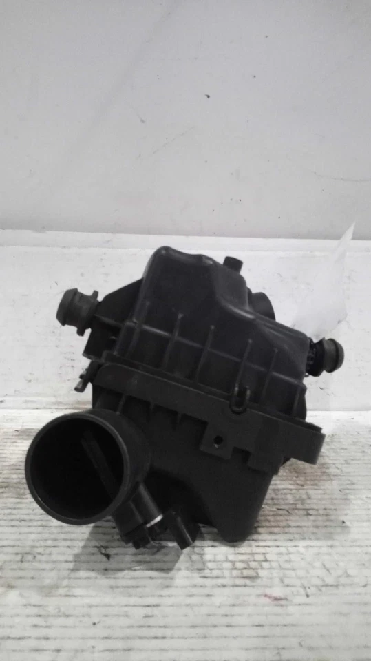 2019 Chevrolet Spark Air Cleaner Assembly OEM 42495077 Used 1.4L 98K Miles Foto 3 de 4