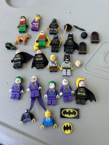 Lotto minifigure Lego DC Super Heroes e accessori e altro Batman Joker ecc