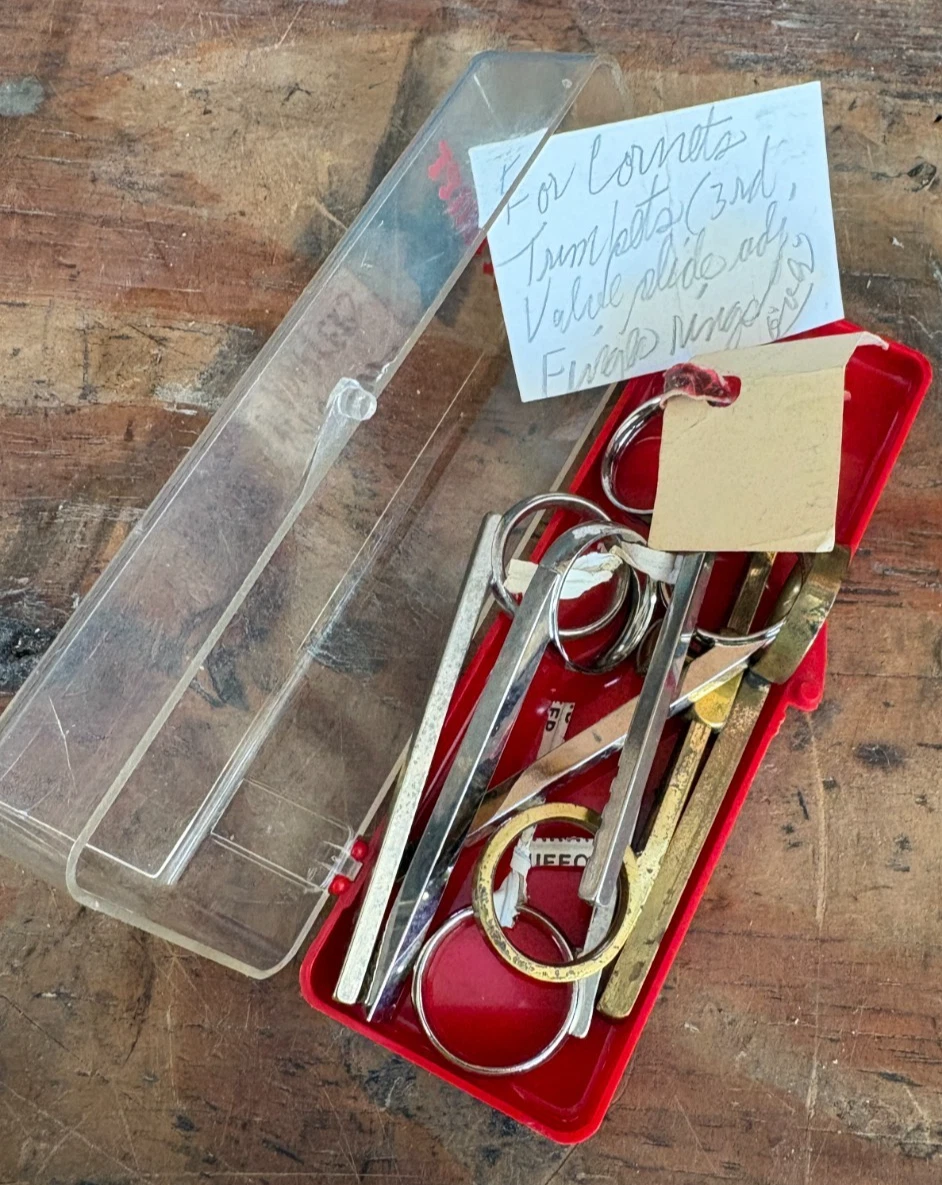 Strumenti Per La Riparazione Della Tromba, Strumenti Strumenti Per La Riparazione Della Tromba, Strumenti