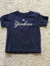 New York Yankees Majestic Kids Athlete Jeter T Shirt. Sz 24M New