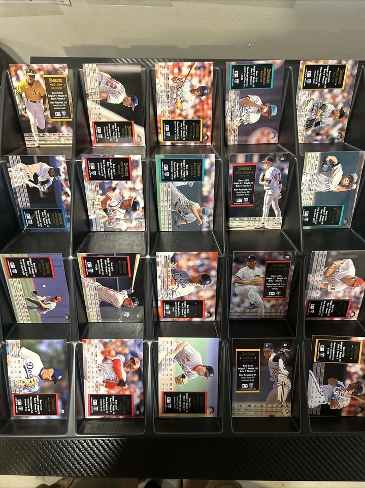 1994 Donruss Baseball Cards Complete Your Set (#'s 1-700 ) Excel. or Better - Image 4 of 4