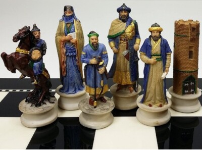 Medieval Times Crusades Chess Men Set Arabians vs Christians Crusade 