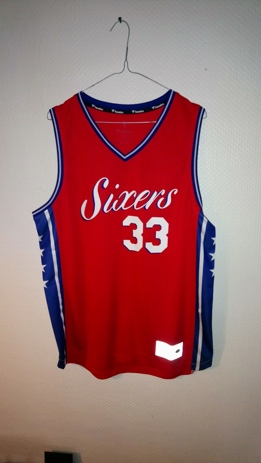 Maillot Robert Covington dédicacé objet de collection authentifié JSA pour passionné de NBA