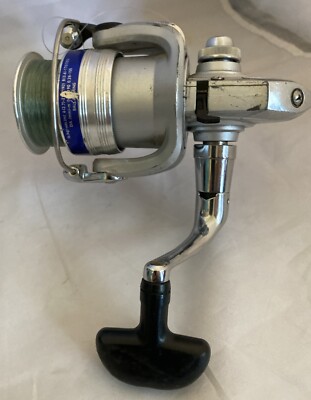 Daiwa Samurai Spinning Fishing Reel 2500B Silver Blue R/L Handed