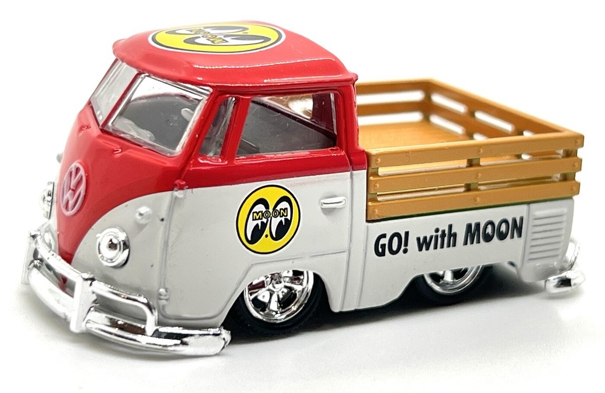 【尾張小牧店】 中古 M2 Machines/エムツーマシーンズ)　1/64 MOONEYES 1960 VW Single Cab Truck【728】 M2 MACHINES AUTO HAULERS 1960 VW SINGLE CAB TRUCK MOONEYES