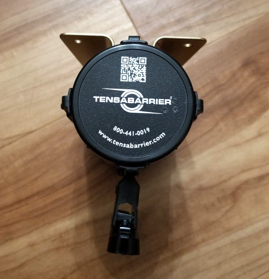 Tensabarrier Gold w/ a Black & Yellow Belt Barrier | eBay