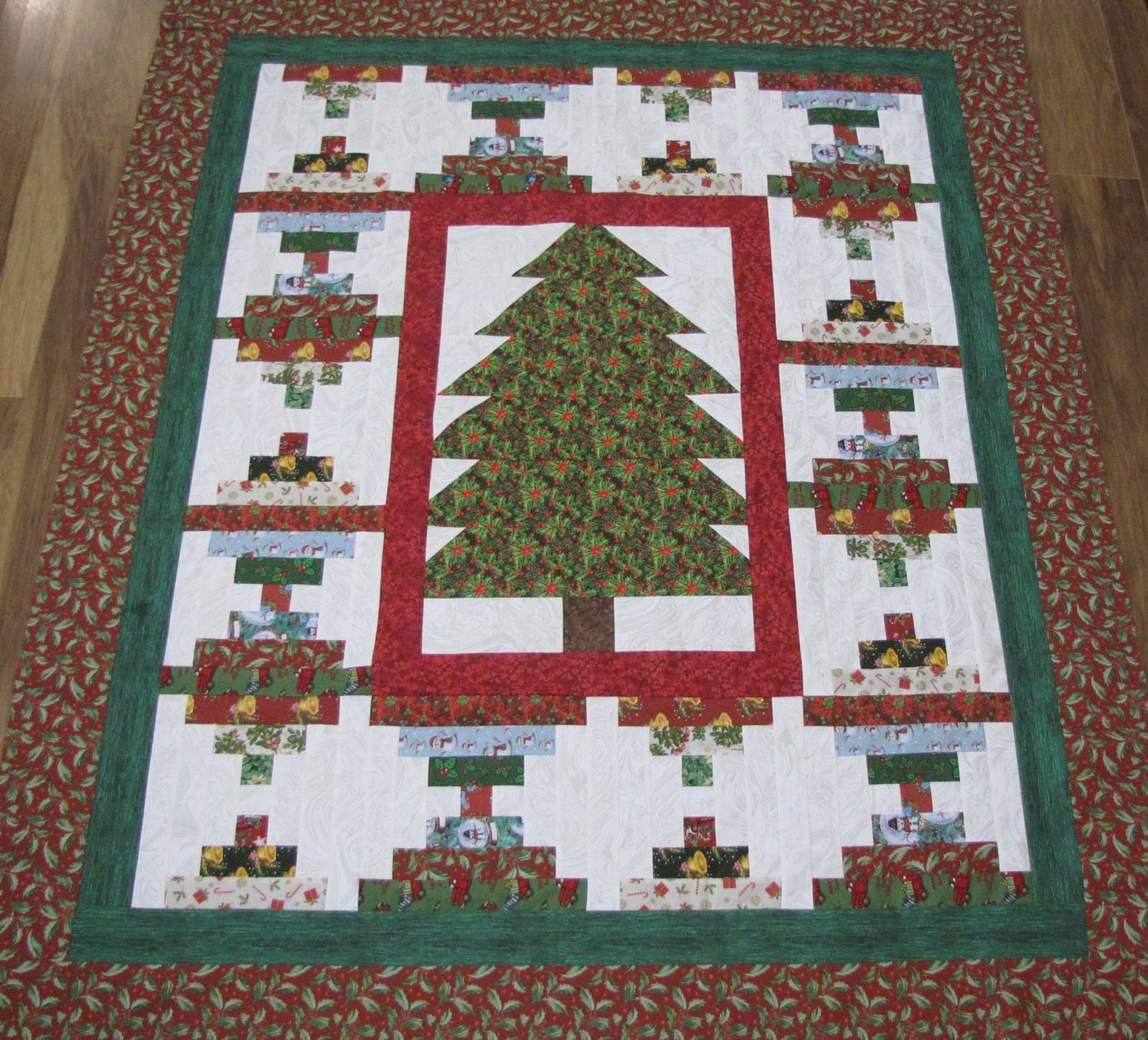 Patchwork Quilt Top "Christmas #15" PIECED~Bed,Lap,Wall,Sofa 56X67" USA Homemade
