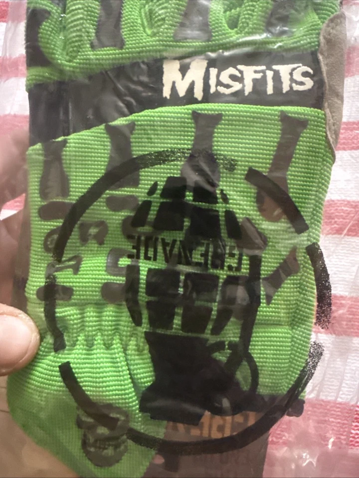 Guante de snowboard Grenade Misfits M/L 2007/2008 verde negro CC935 mediano/grande NUEVO Foto 3 de 4