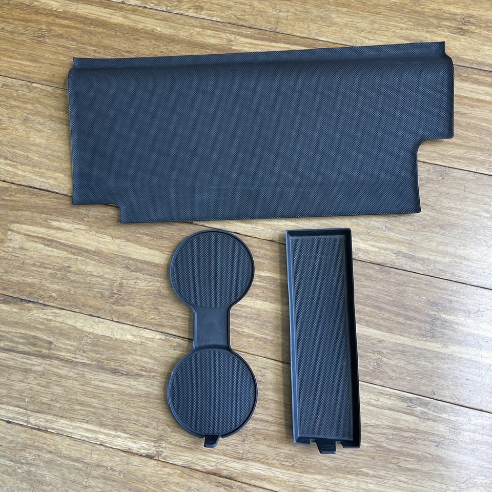 Juego de 3 alfombrillas insertables compartimento para guantes Audi R8 2018-2023 OEM Foto 3 de 4