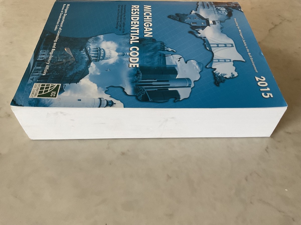 2015 Michigan Residential Code (Like NEW) + Carpentry & Building
