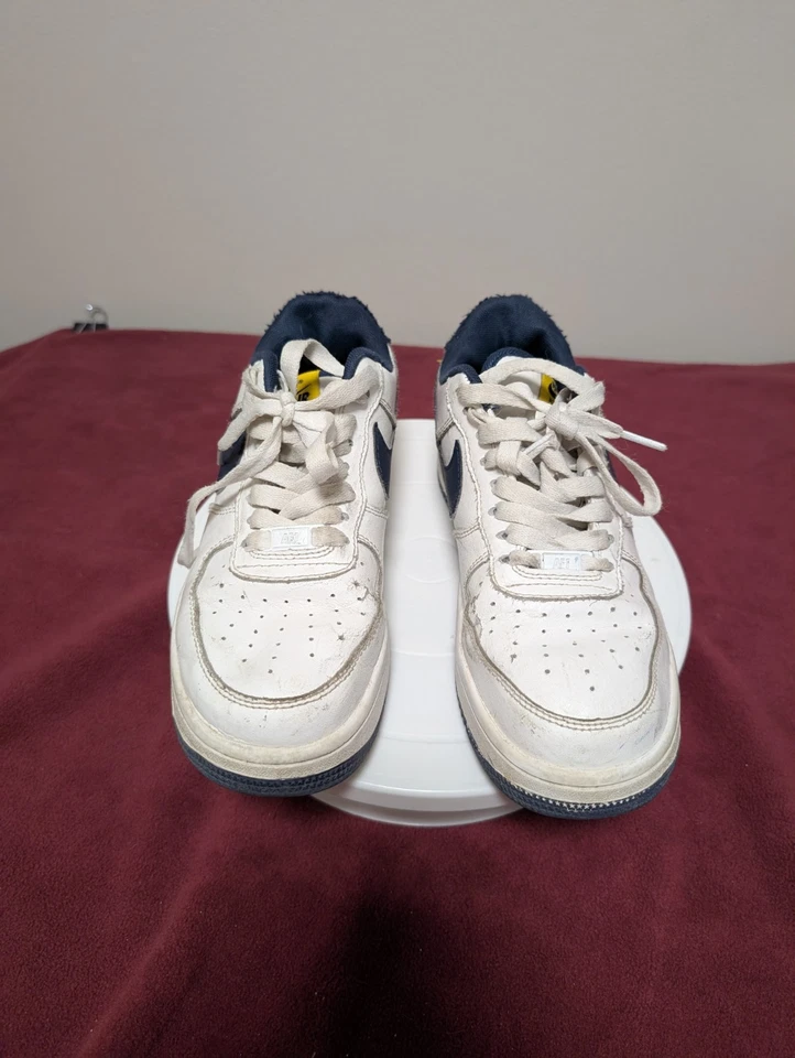 Nike Air Force 1 '07 LV8 Varsity Jacket - Michigan - DO5220-141 - Size 8 Mens - Image 2 of 4