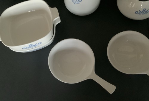 Corning Ware Blue Cornflower Lot of 8 Vintage Pieces- listed as shown. - Picture 5 of 5