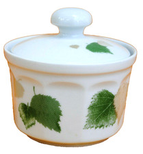 Zuckerdose + Deckel...Triptis Porzellan für Kaffeegeschirr - Blattmotiv - DDR