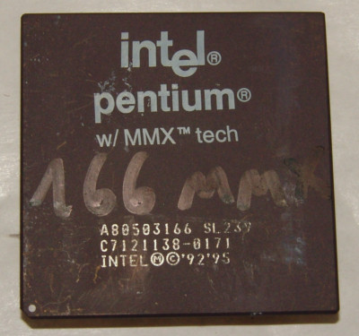 Intel Pentium P166 MMX SL239 Socket 7 166Mhz CPU A80503166