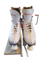 Chicago Skates: Deluxe Ladies 9, Leather Lined, Rink Skate, Indoor/Outdoor