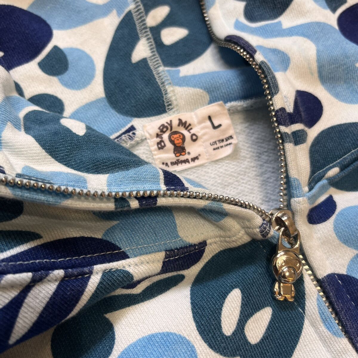 Vintage Bape Baby Milo OG Blue Camo Full Zip Hoodie Mens Vintage Bape Baby Milo OG Blue Camo Full Zip Hoodie Mens