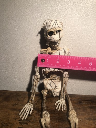 Vintage skeleton movable parts 2010 magic power company - Picture 16 of 16