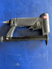 USED  SFW09 Air Pneumatic Finish Fine Wire Staple Gun 22 Gauge 3/8" Crown.