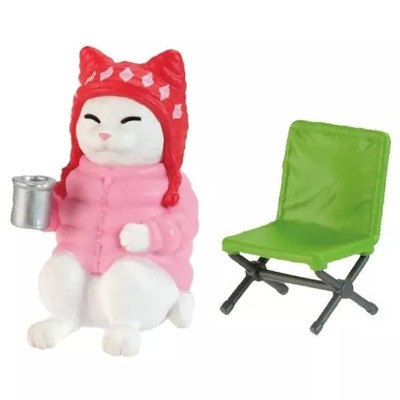 Campfire Cat Trading Figure White Cat & Green Chair Cat's Holiday Capsule Toy