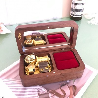 Boîte à bijoux musicale vintage en bois – Mouvement Sankyo Japon - France