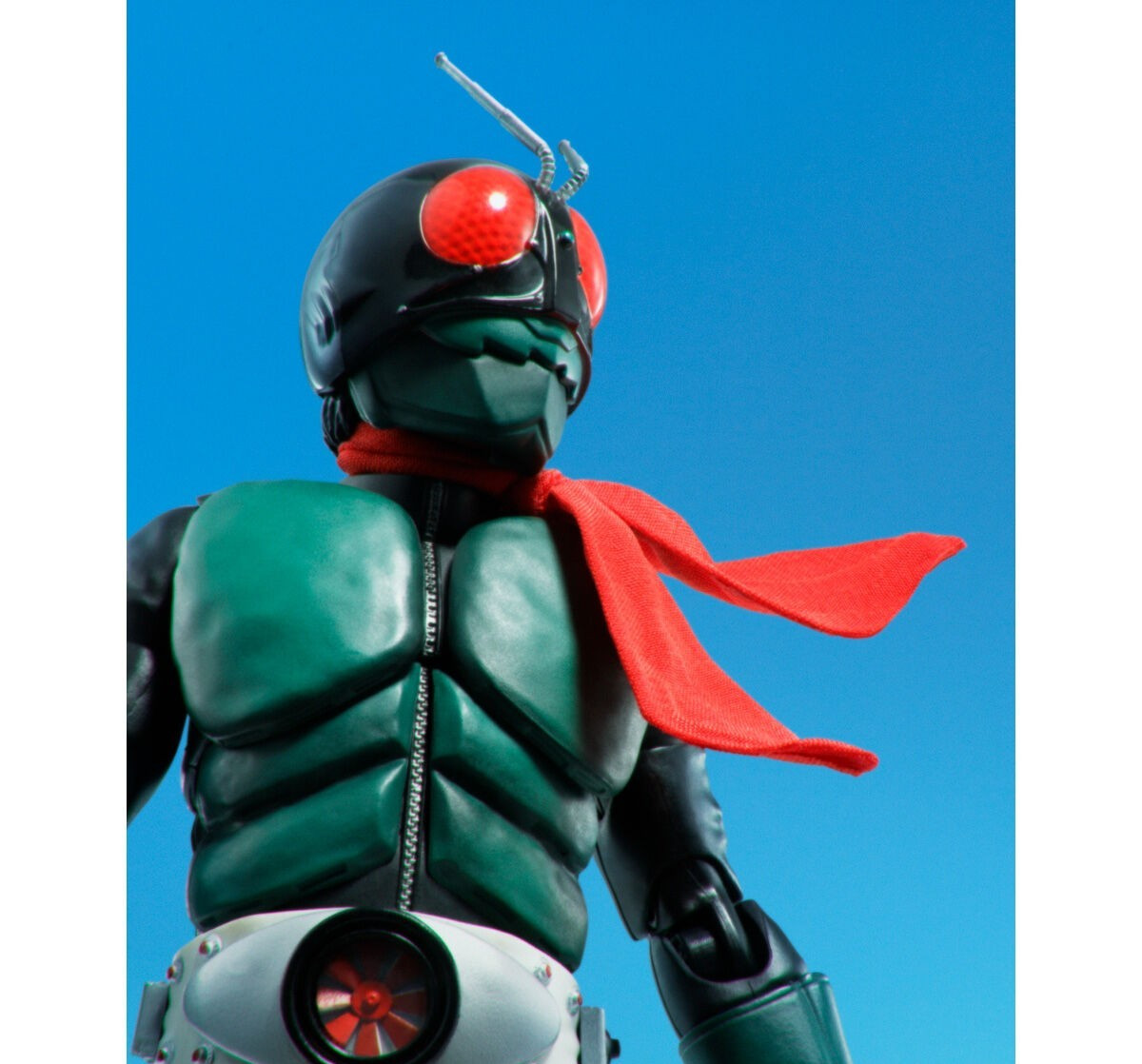 BANDAI Premium S.H.Figuarts Action Figure - Kamen Rider Drive Chaser Mach, Collezionabile - copertina
