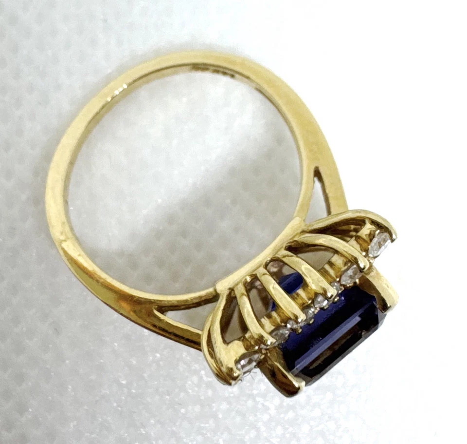 Anillo de oro amarillo de 14 kt y diamantes de iolita (zafiro de agua) y diamantes para dama talla 7 Foto 4 de 4
