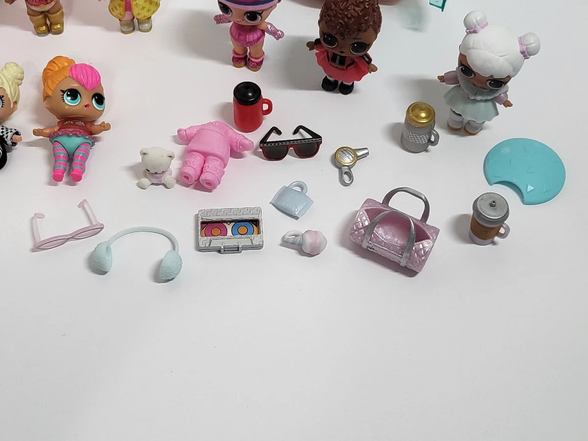 LOL Surprise Dolls Pets Accessories and 2 Capsules 26 pieces in