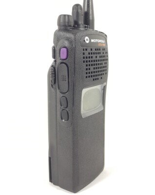 Radio Motorola XTS1500 Modèle H66UCD9PW5BN - Bande 700/800 MHz, 2 Voies - Occasion Avec Batterie Et Antenne Neuves