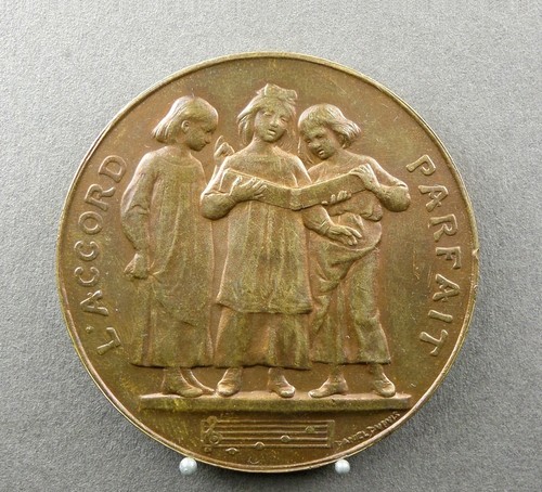 Französische Medaille. Kinder, Musik singen. Paris 1882. Art Deco Jugendstil. Von Dupuis.