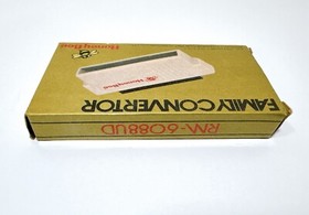 Honey Bee Gold Nintendo NES Famicom 60 to 72 Pin Converter Adapter