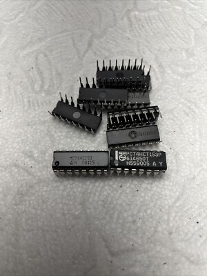 9 Stück ICs 74HC153 DIP16 PC74HC153P MC74HC153 NOS Unbenutzt (KL8-17-2)