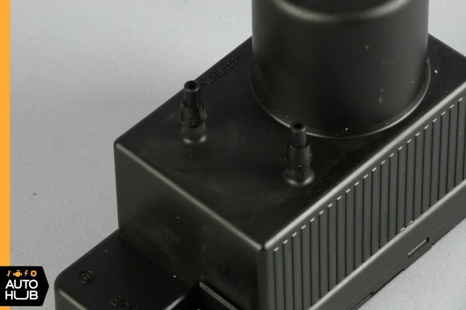 Mercedes W209 CLK55 E55 AMG CLS500 Multi Contour Seat Vacuum Pump 2038000048 OEM - Image 3 of 4