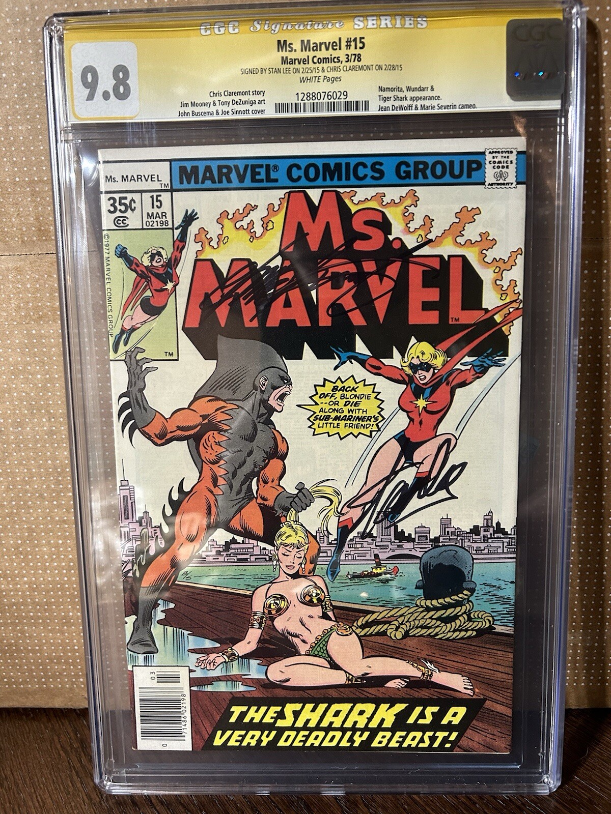 Ms. Marvel #15 Signature Series CGC 9.8 Signed By Chris Claremont & Stan Lee!
