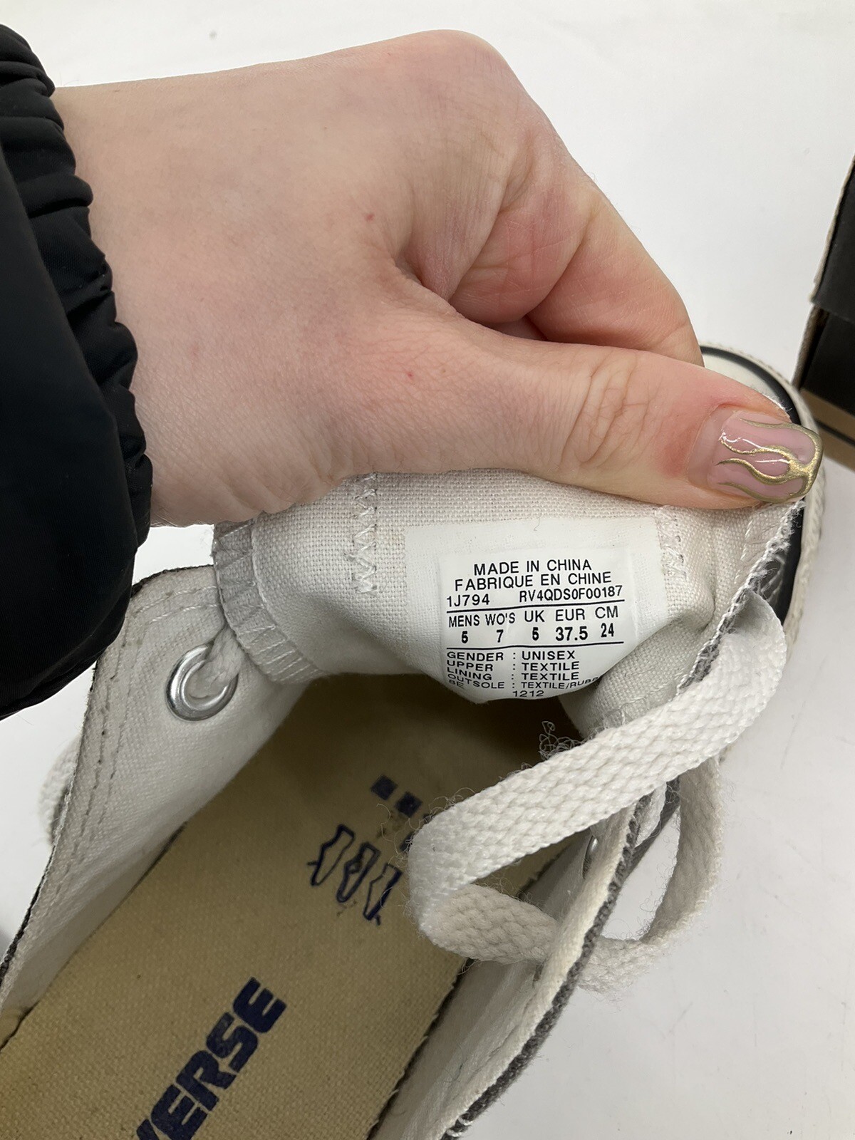 black converse size 5 uk