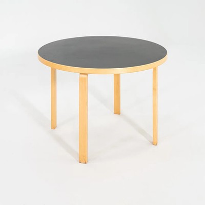 1980s Aino and Alvar Aalto for Artek 90A Round Dining Table 40'' Steam Bent Birch