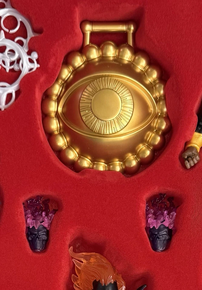 Exclusivo SDCC Marvel Legends Doutor Estranho LIVRO DOS VISHANTI (ESTADO PERFEITO NA CAIXA) - Imagem 3 de 4