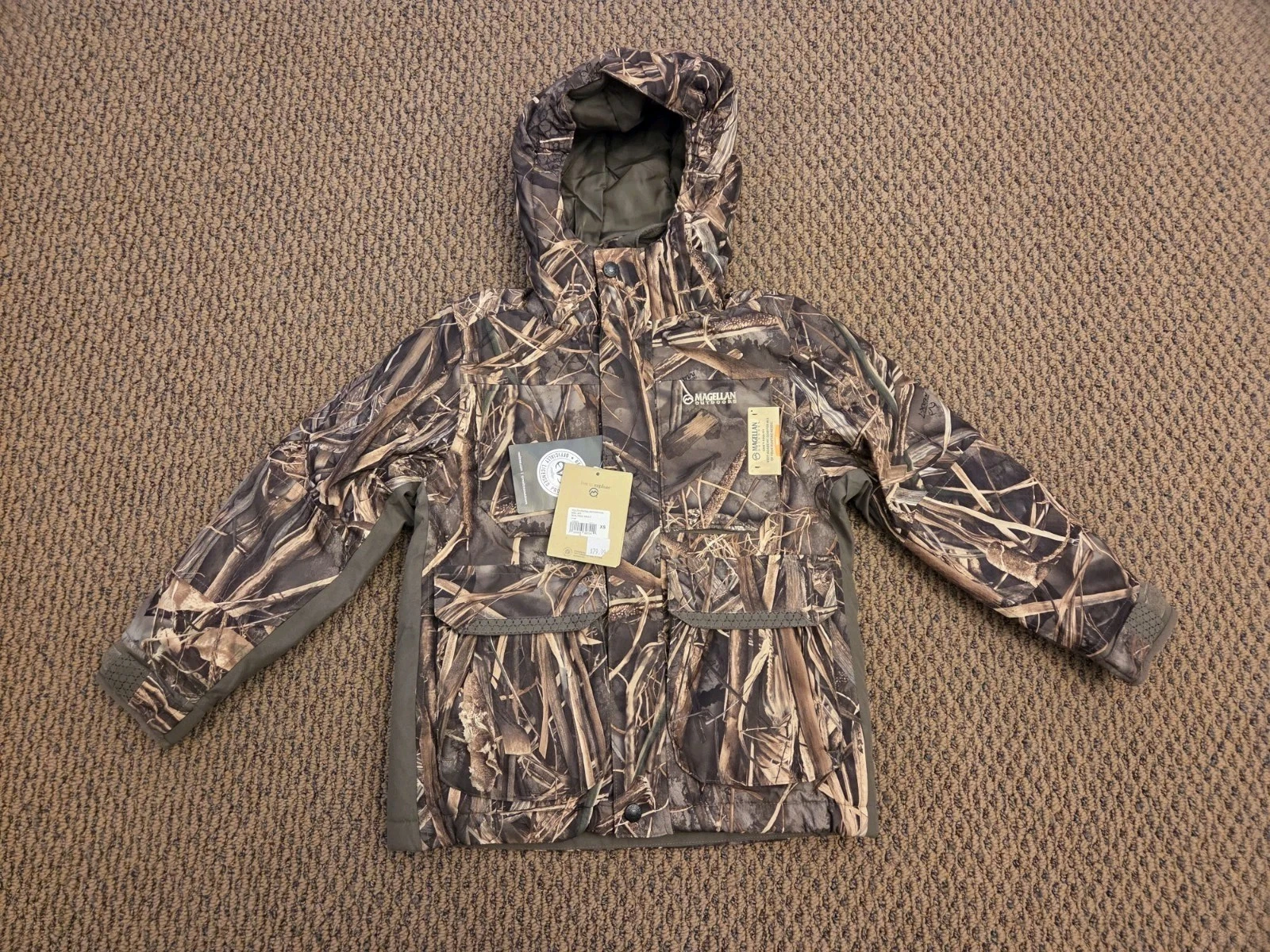 Magellan Outdoors Youth Hunting Camouflage Hooded Jacket NWT Size XS