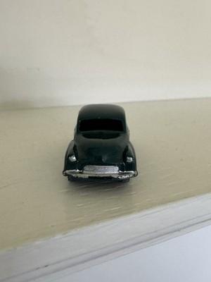 Vintage Matchbox Diecast Lesney Morris Minor No. 46, Dark Green