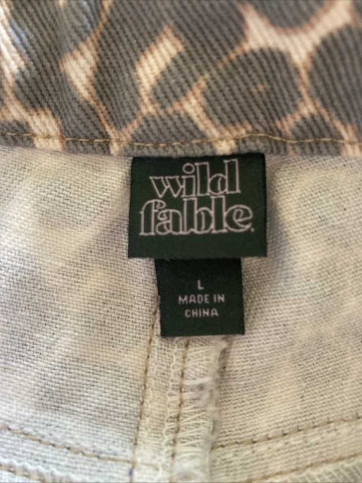 Pantalones de mezclilla para mujer Wild Fable con estampado de leopardo, pierna recta. Talla L Foto 4 de 4