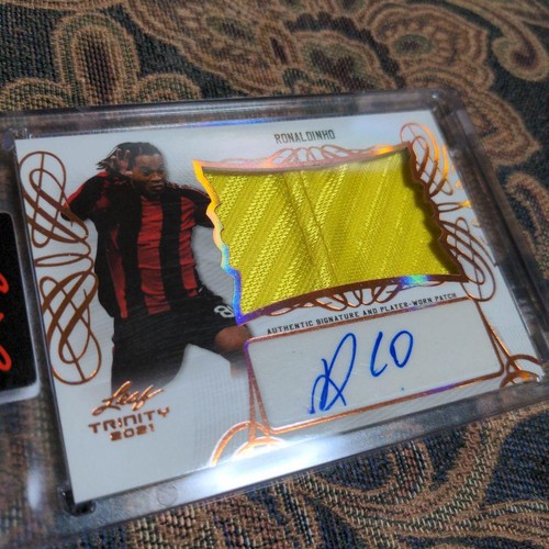 Tarjeta de autógrafo ronaldinho Messi ronaldo Barcelona topps panini tarjetas coleccionables - Imagen 2 de 8