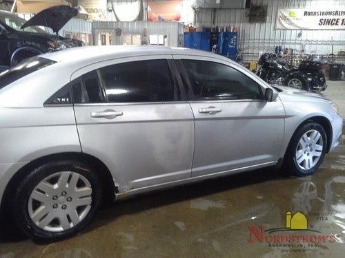 Pinza de freno delantera izquierda Chrysler 200 2011 - Imagen 11 de 12