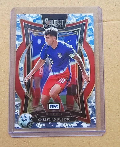 2024/25 SELECT FIFA CHRISTIAN PULISIC TERRACE LEVEL WINTER CAMO PRIZM SP #/30