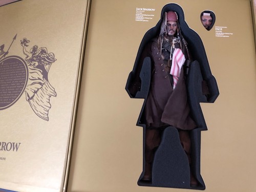 Captain Jack Sparrow Pirates Of The Caribbean DX06 Hot Toys Open-Box - Picture 5 of 20